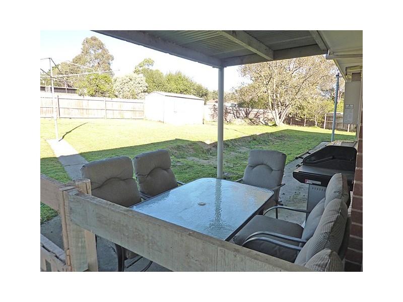 8 BOWDEN COURT, Traralgon VIC 3844