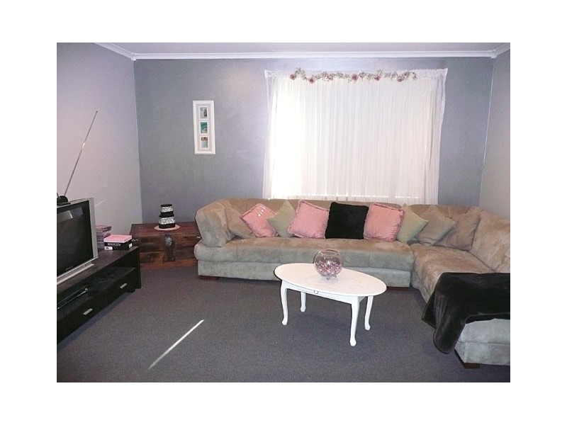 28 Crinigan Road, Morwell VIC 3840