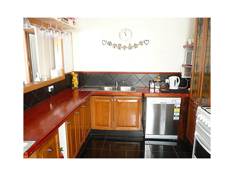 28 Crinigan Road, Morwell VIC 3840