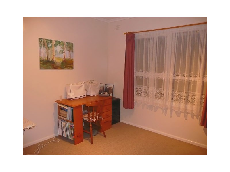 24 HAZELWOOD ROAD, Traralgon VIC 3844