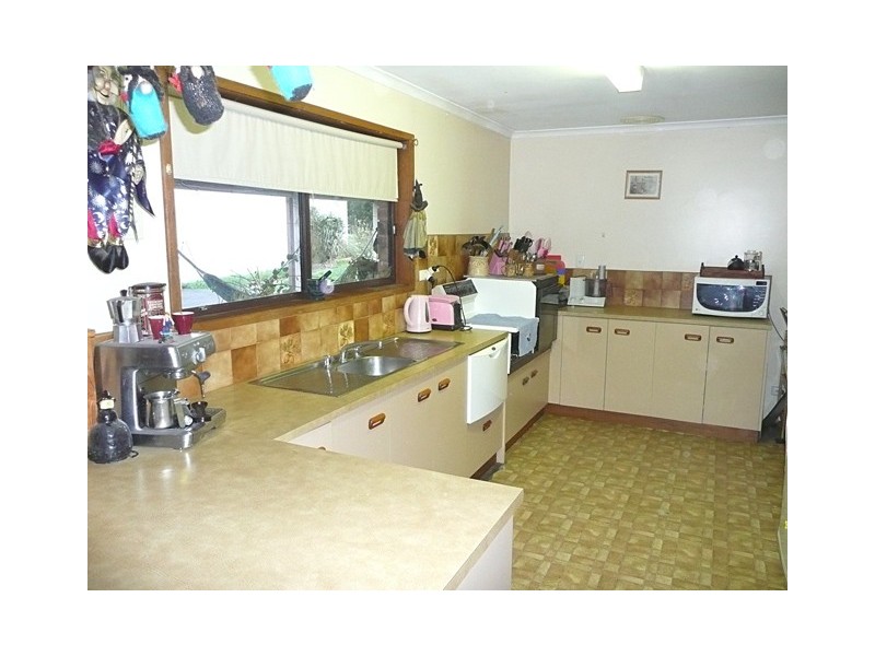90 ARCHBOLDS LANE, Tyers VIC 3844