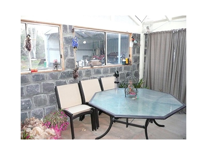 90 ARCHBOLDS LANE, Tyers VIC 3844