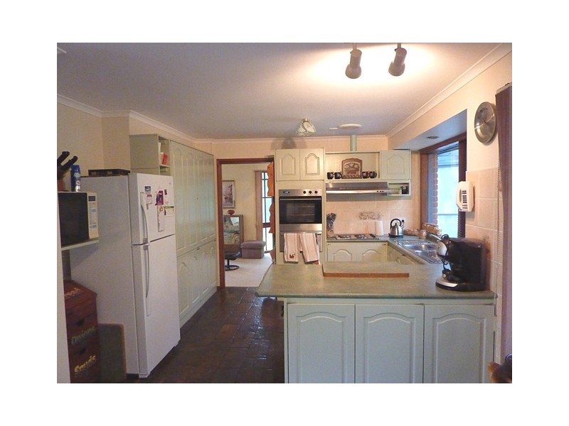 35 BELL DRIVE, Tyers VIC 3844