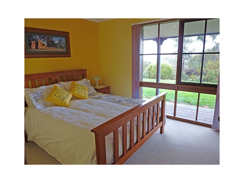 35 BELL DRIVE, Tyers VIC 3844