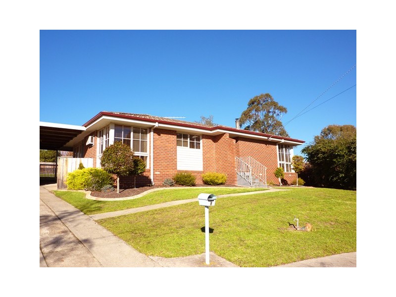 8 Bowden Court, Traralgon VIC 3844