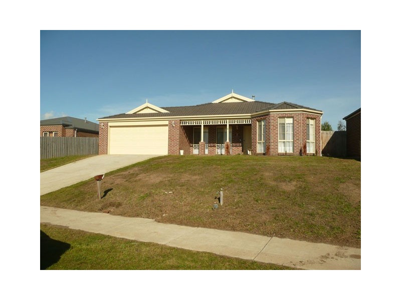 15 Wellington Drive, Traralgon VIC 3844