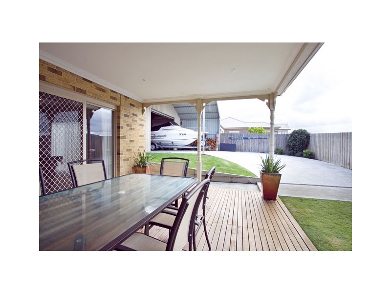 33 INDEPENDENT WAY, Traralgon VIC 3844