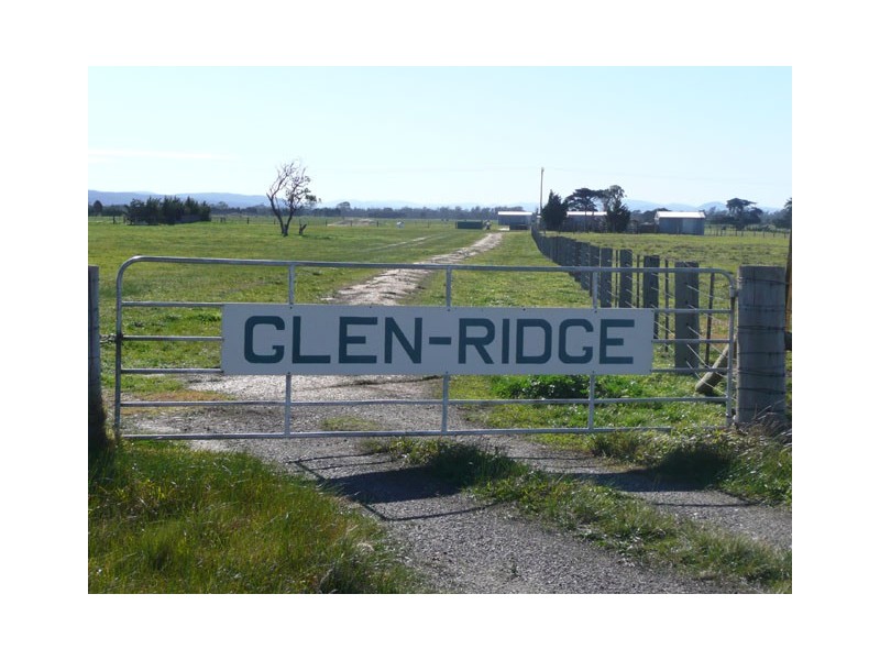 1042 CAIRNBROOK ROAD, Glengarry VIC 3854