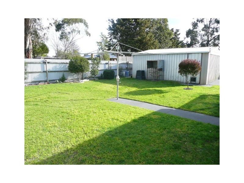 9 SUNSET PLACE, Traralgon VIC 3844