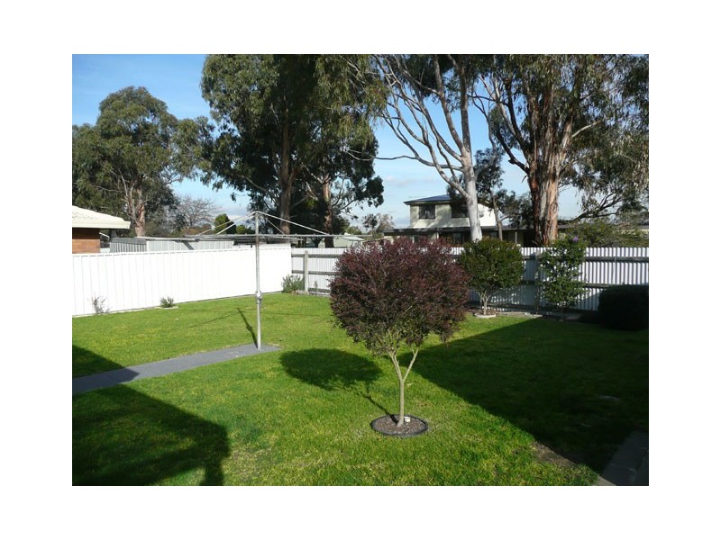 9 SUNSET PLACE, Traralgon VIC 3844