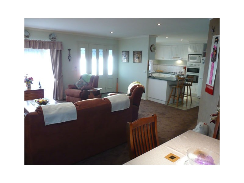 92 Northumberland Avenue, Mayfair Gardens, Traralgon VIC 3844