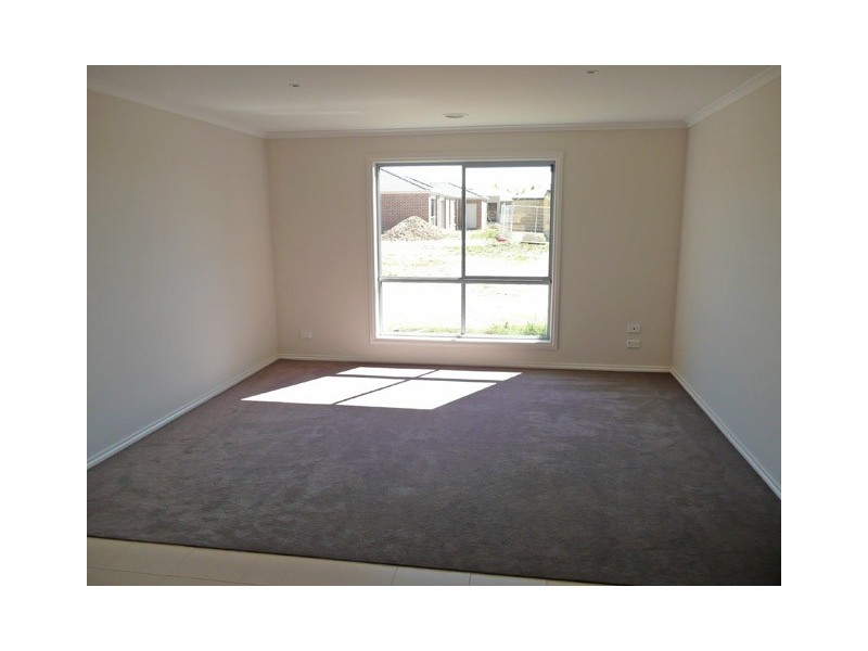 2 ASHLEIGH PLACE, Traralgon VIC 3844