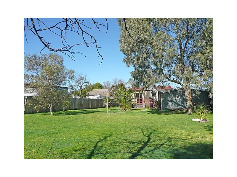 4 WILLIS CRESCENT, Traralgon VIC 3844