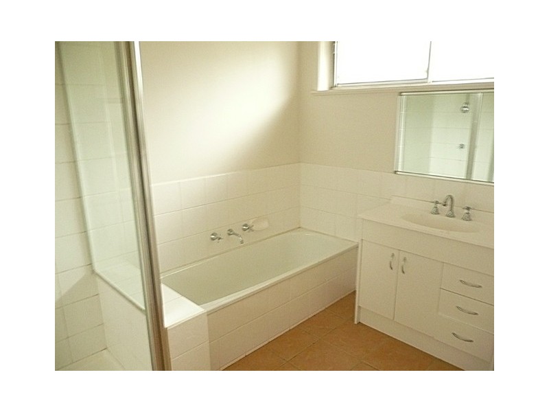 64 KAY STREET, Traralgon VIC 3844