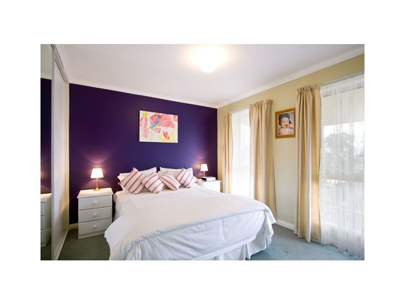 90 ELLAVALE DRIVE, Traralgon VIC 3844