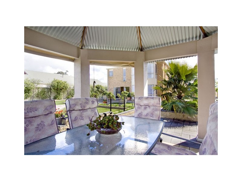 90 ELLAVALE DRIVE, Traralgon VIC 3844