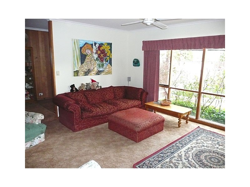 34 GEORGE STREET, Rosedale VIC 3847