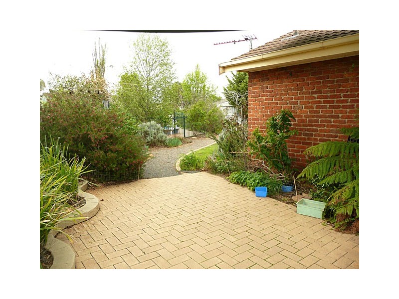 34 GEORGE STREET, Rosedale VIC 3847