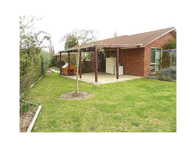 34 GEORGE STREET, Rosedale VIC 3847