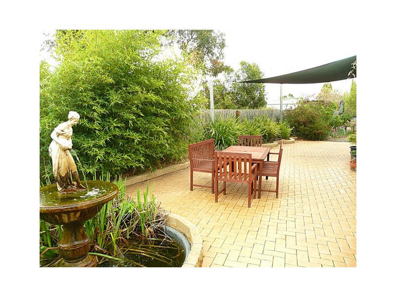 34 GEORGE STREET, Rosedale VIC 3847