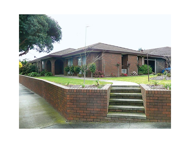 1 SALLY COURT, Traralgon VIC 3844
