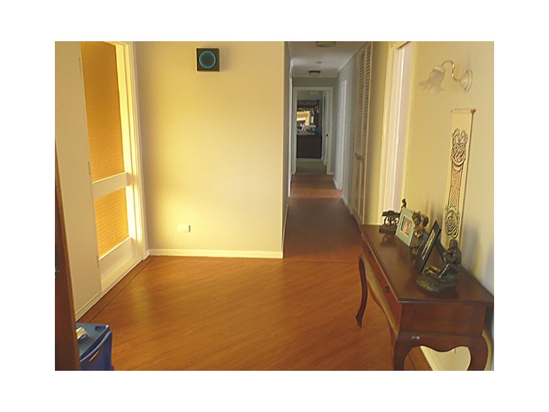 1 SALLY COURT, Traralgon VIC 3844