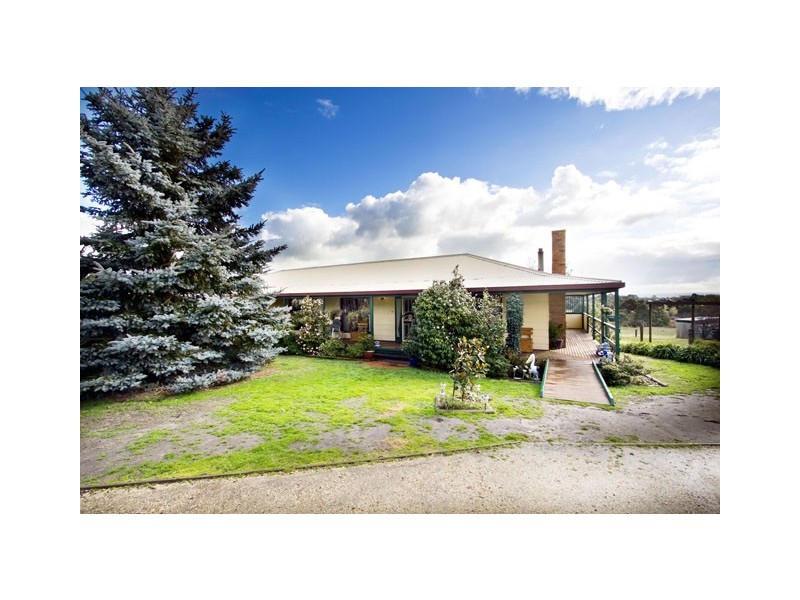 26 BELLE VIEW COURT, Rosedale VIC 3847