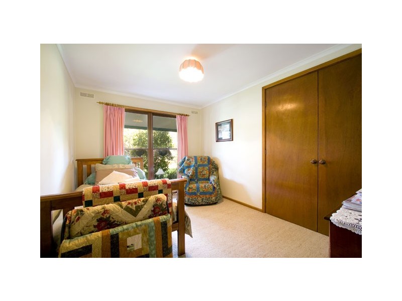 26 BELLE VIEW COURT, Rosedale VIC 3847