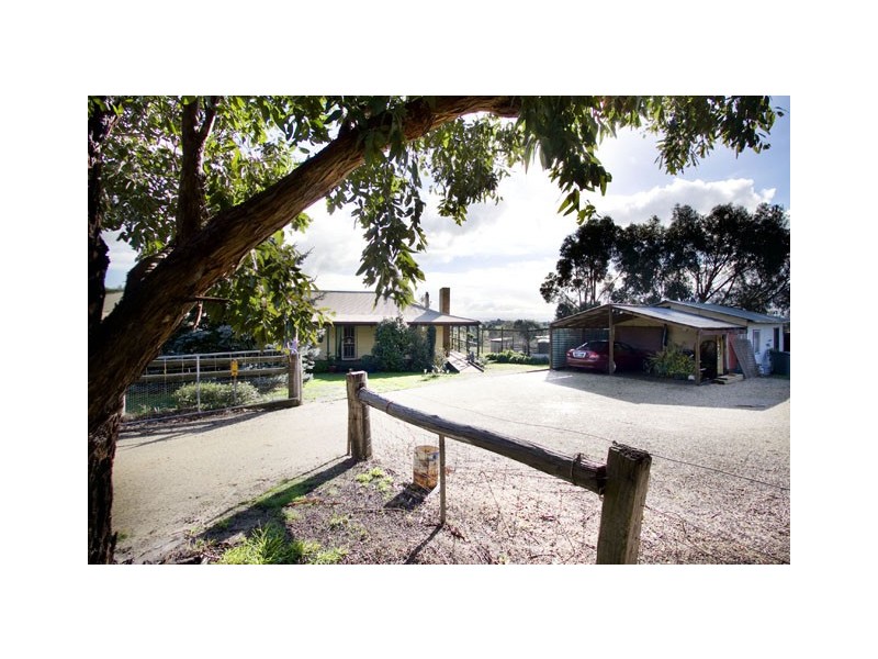 26 BELLE VIEW COURT, Rosedale VIC 3847