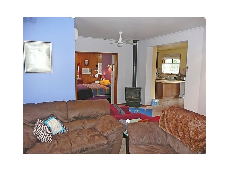 6 FIELD COURT, Traralgon VIC 3844