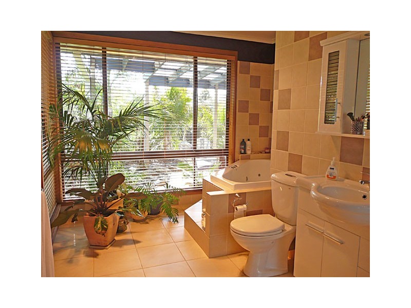 6 FIELD COURT, Traralgon VIC 3844