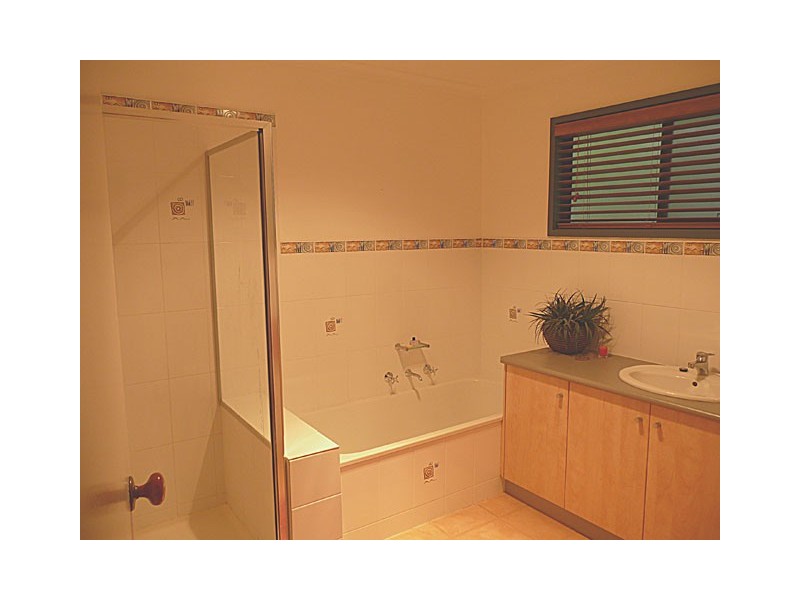 50 COOLOONGATTA DRIVE, Tyers VIC 3844