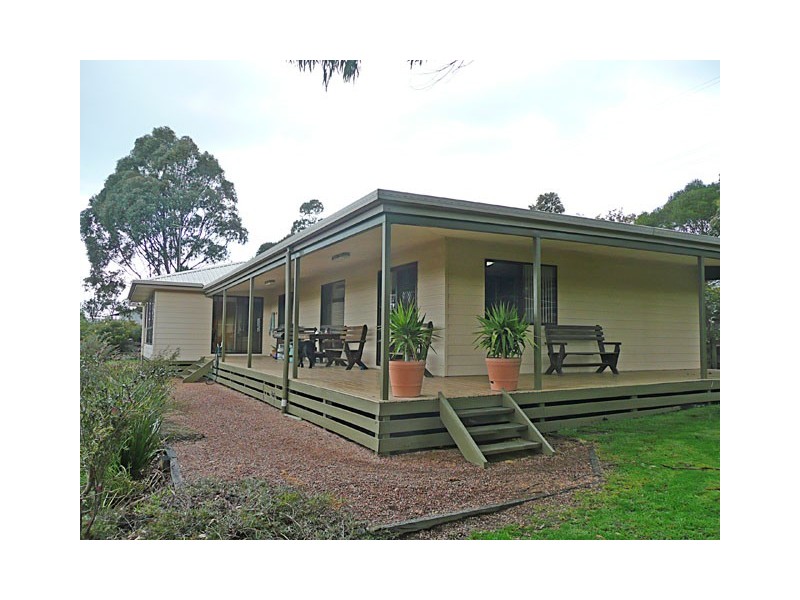 50 COOLOONGATTA DRIVE, Tyers VIC 3844