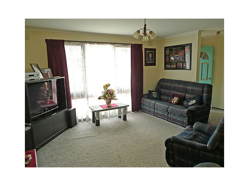 15 STRATHCOLE DRIVE, Traralgon VIC 3844