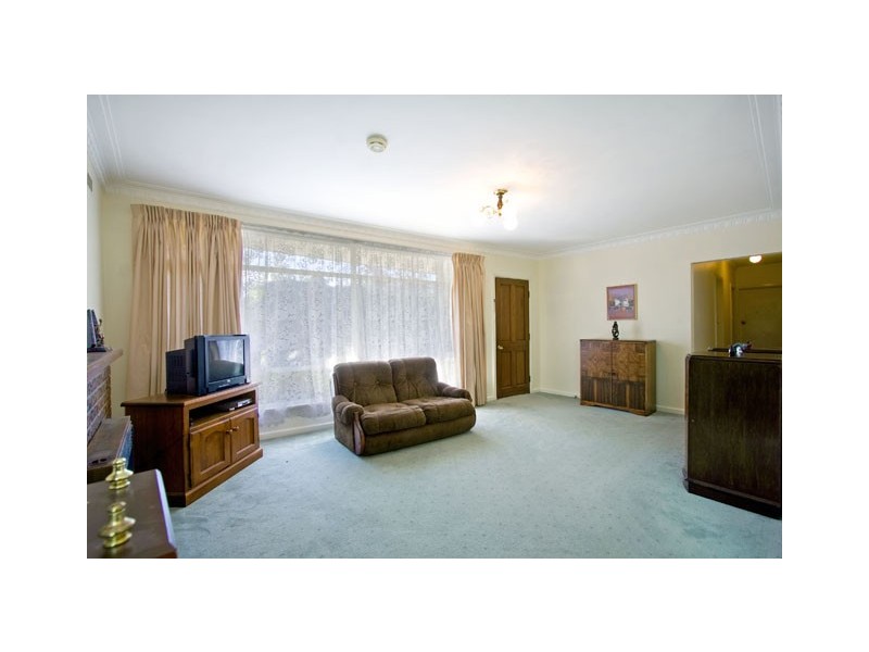 9 DUNBAR ROAD, Traralgon VIC 3844