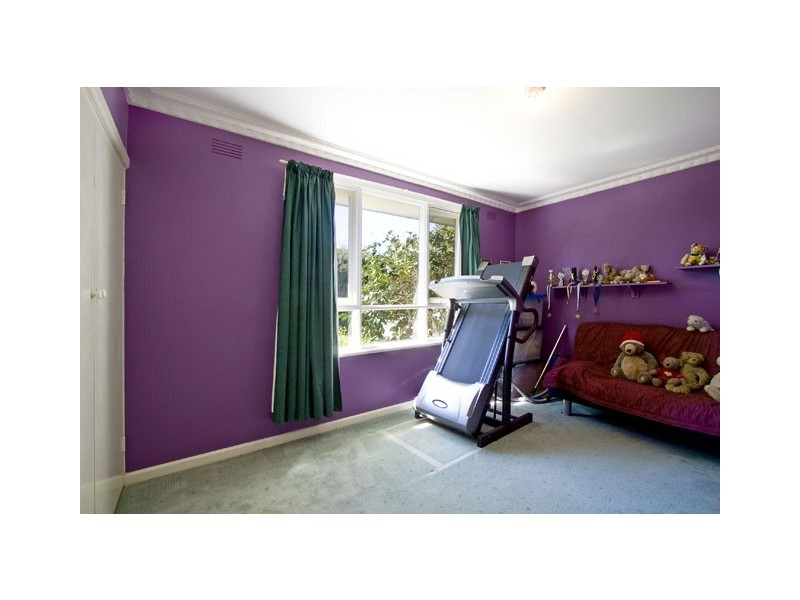 9 DUNBAR ROAD, Traralgon VIC 3844