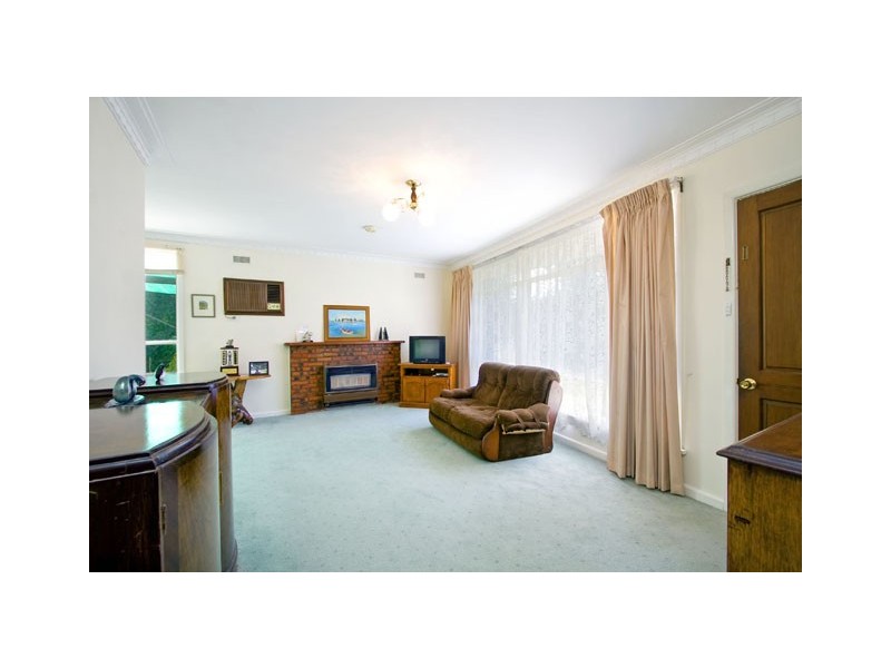9 DUNBAR ROAD, Traralgon VIC 3844