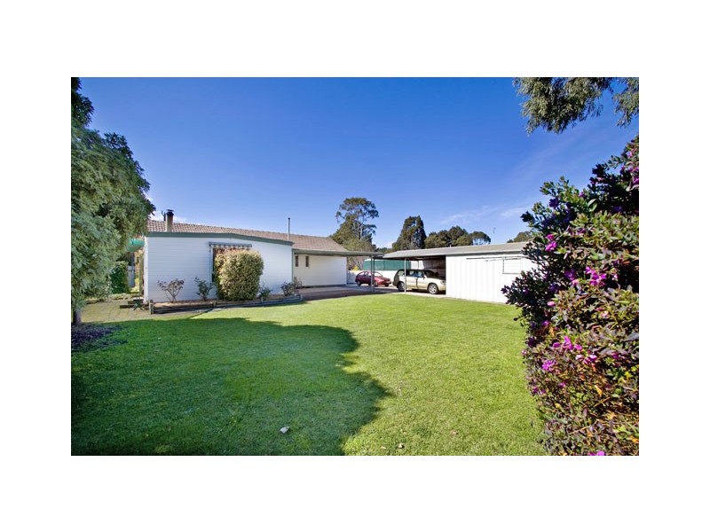 9 DUNBAR ROAD, Traralgon VIC 3844