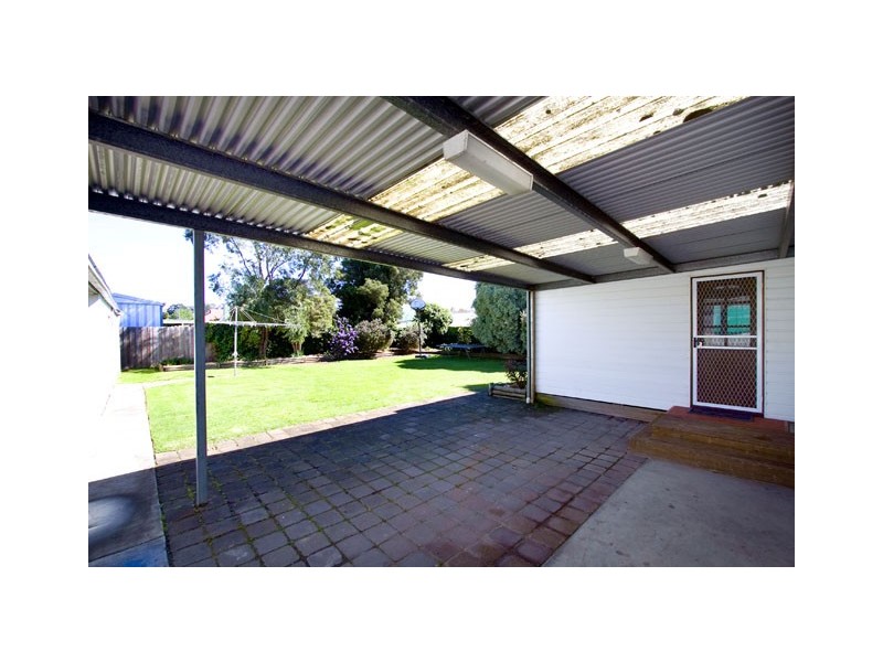 9 DUNBAR ROAD, Traralgon VIC 3844