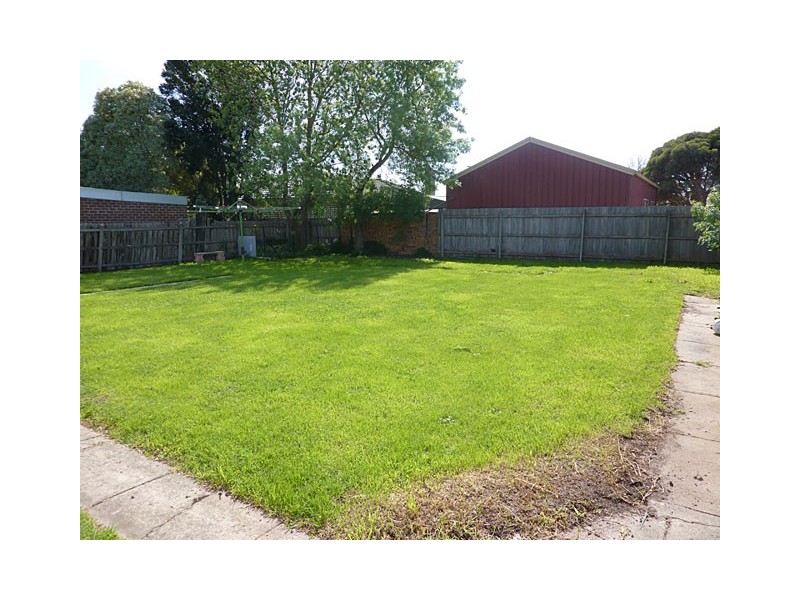 8 CLIFT COURT, Traralgon VIC 3844