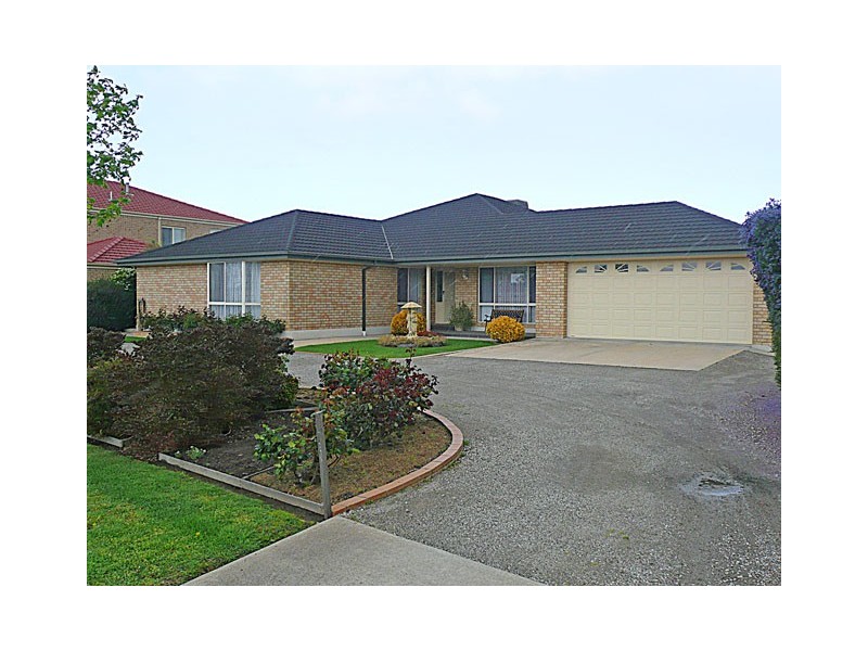 2 ELLAVALE DRIVE, Traralgon VIC 3844