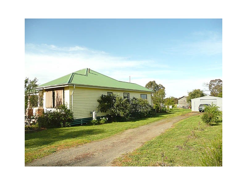 90 HARRIS LANE, Toongabbie VIC 3856
