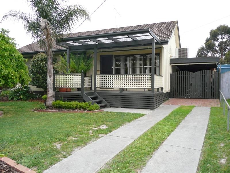 15 Little Crescent, Traralgon VIC 3844