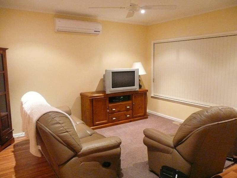 15 Little Crescent, Traralgon VIC 3844