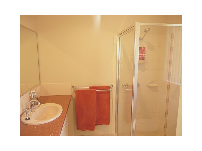 7-11 CAREY DRIVE, Glengarry VIC 3854