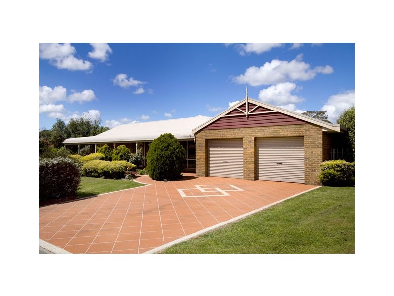 13 MALIBU PLACE, Traralgon VIC 3844