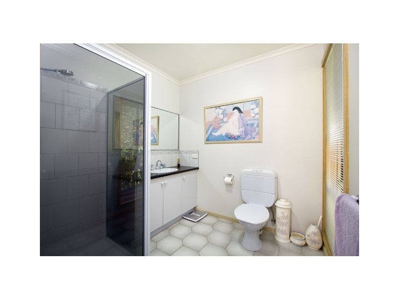 13 MALIBU PLACE, Traralgon VIC 3844