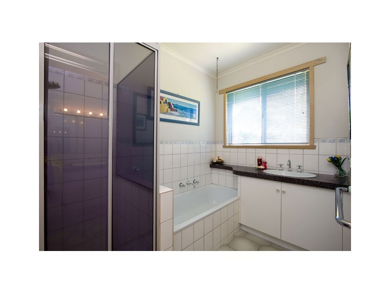 13 MALIBU PLACE, Traralgon VIC 3844