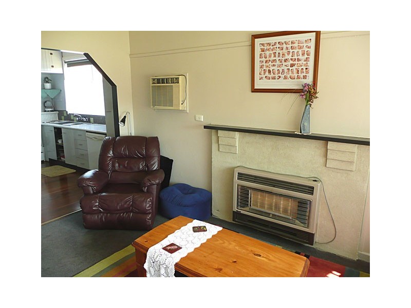 12 SAUNDERS CRESCENT, Traralgon VIC 3844