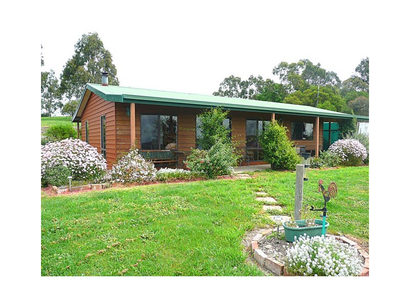 112 MARTINS ROAD, Willung South VIC 3844